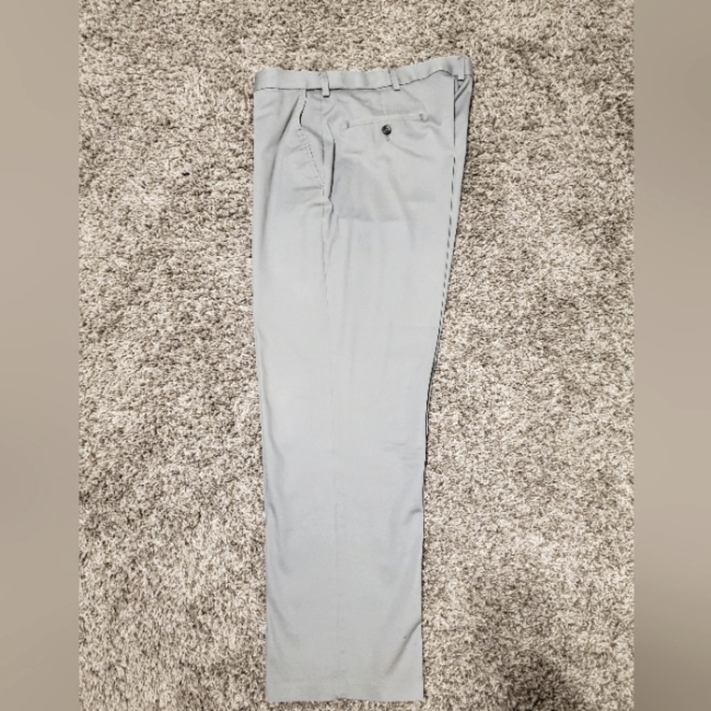 Haggar Iron Free Premium Khaki